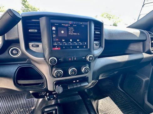 Used 2024 RAM 3500 Tradesman w/ Chrome Appearance Group AWD/4WD image 12