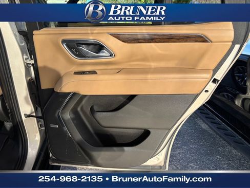 Used 2023 Chevrolet Tahoe Premier image 17