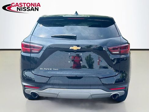 Used 2025 Chevrolet Blazer LT AWD/4WD image 7