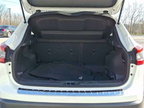 Used 2022 Nissan Rogue Sport SV image 29