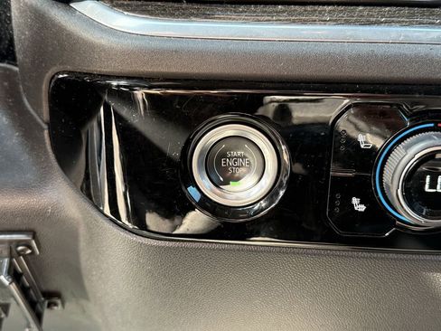 Used 2022 Chevrolet Silverado 1500 RST w/ Z71 Off-Road Package image 18