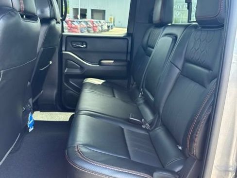 Certified 2023 Nissan Frontier PRO-4X w/ Pro-4X Premium Package AWD/4WD image 11