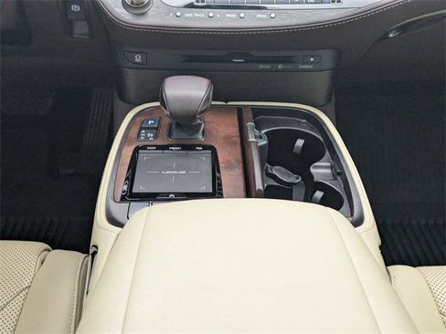 Certified 2020 Lexus LS 500 image 18