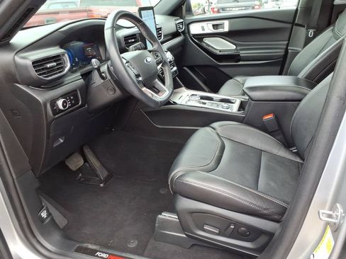 Used 2023 Ford Explorer ST w/ Equipment Group 401A AWD/4WD image 10