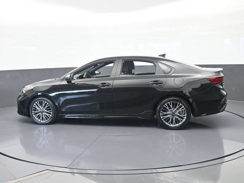 Used 2024 Kia Forte GT-Line w/ GT-Line Premium Package FWD image 3
