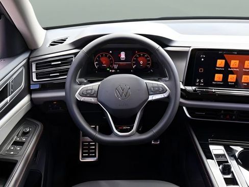 New 2026 Volkswagen Atlas Peak Edition AWD/4WD image 15