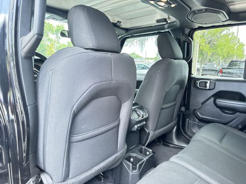 Used 2023 Jeep Wrangler Unlimited Sport AWD/4WD image 14