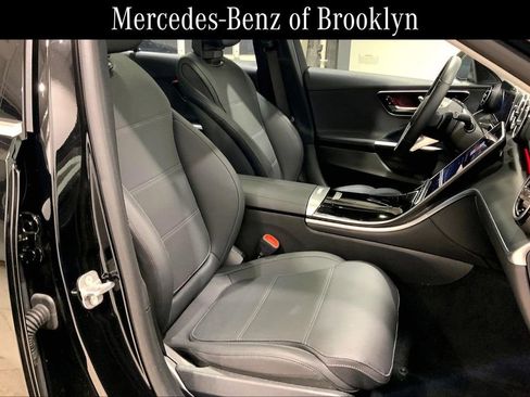 Certified 2025 Mercedes-Benz C 300 4MATIC Sedan image 8