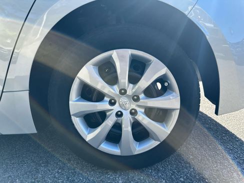 Used 2023 Toyota Corolla LE image 10