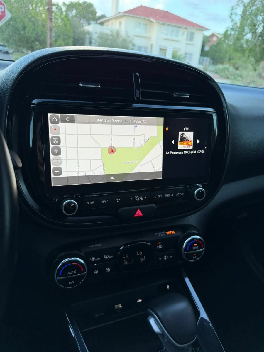 Used 2024 Kia Soul GT-Line w/ Option Group 020 FWD image 18