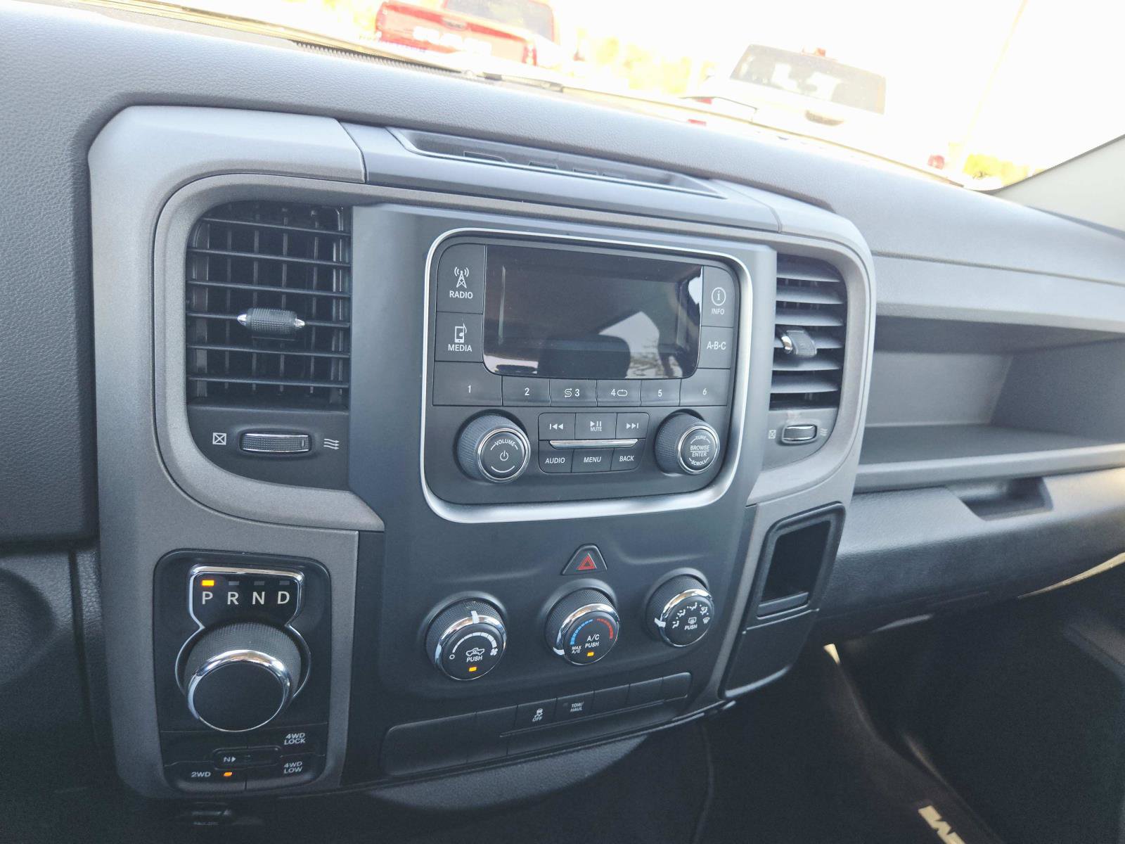 Used 2017 RAM 1500 Express AWD/4WD image 26