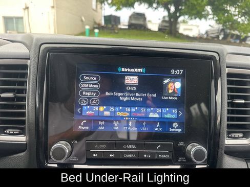 Used 2022 Nissan Frontier SV AWD/4WD image 17