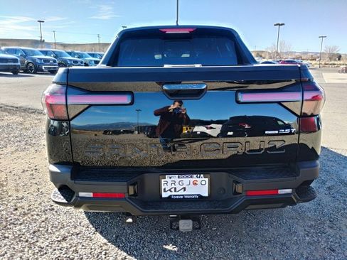 Used 2023 Hyundai Santa Cruz Night image 11