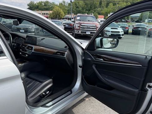 Used 2018 BMW 540i xDrive w/ Premium Package AWD/4WD image 35