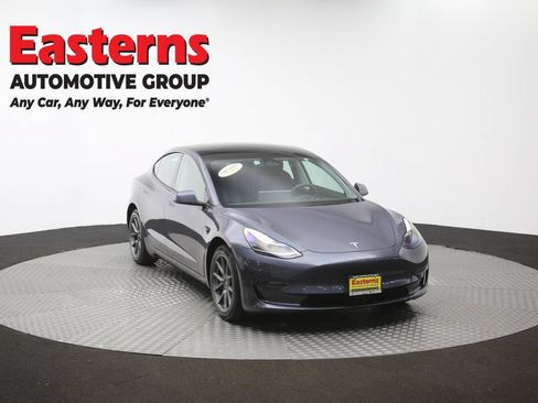 Used 2023 Tesla Model 3 Standard Range RWD image 45