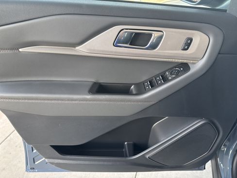 New 2026 Ford Explorer Active w/ Active Comfort Package image 23