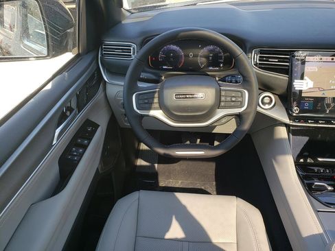 New 2026 Jeep Grand Wagoneer 4WD image 16