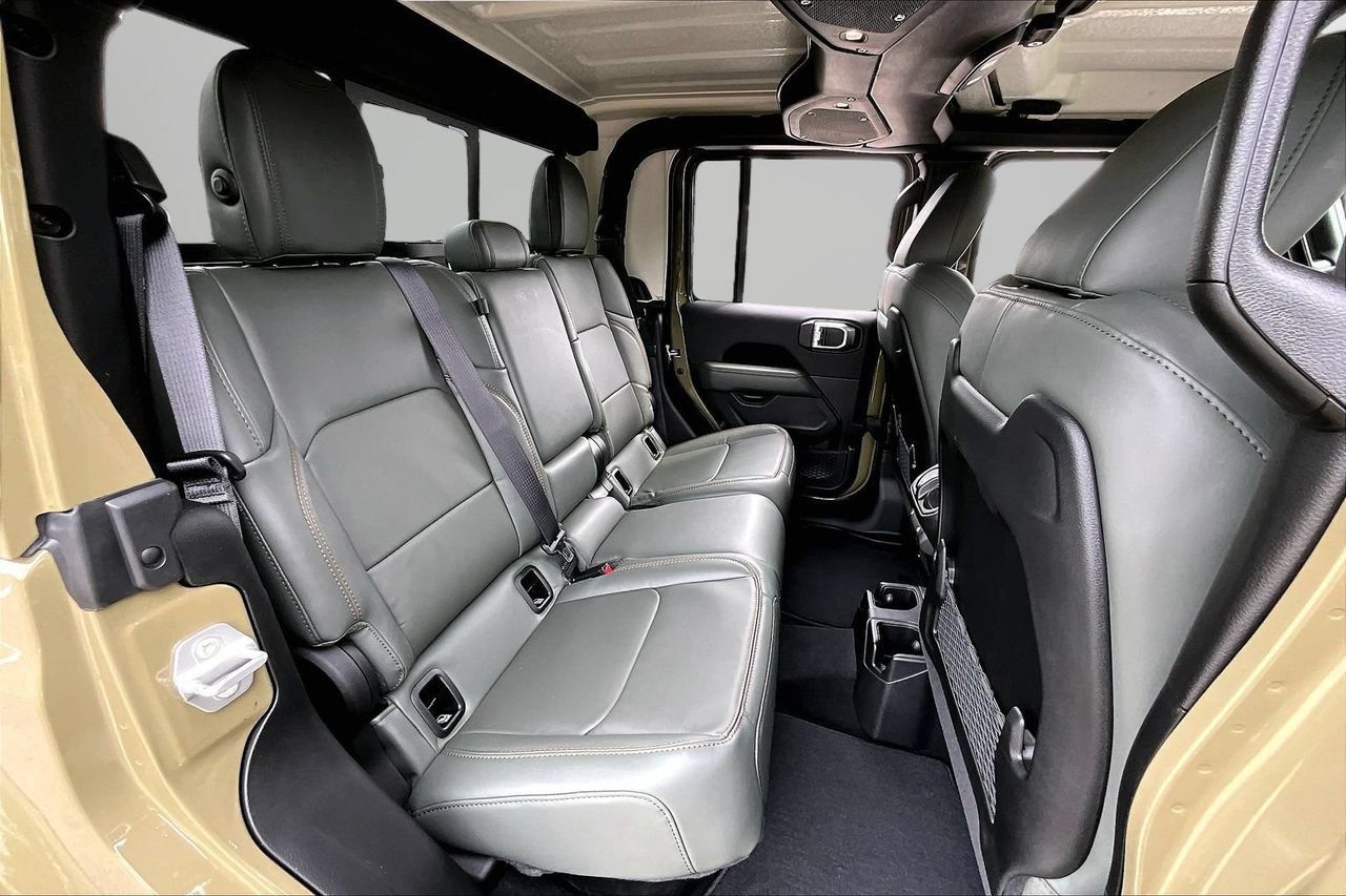 New 2026 Jeep Gladiator Mojave AWD/4WD image 17