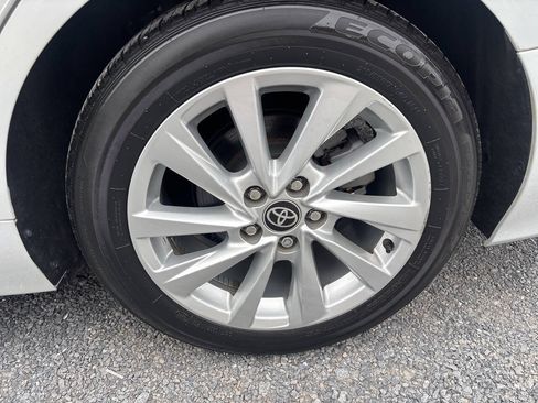 Used 2023 Toyota Camry LE w/ Convenience Package FWD image 29