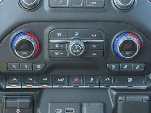 Used 2021 Chevrolet Silverado 1500 High Country AWD/4WD image 5