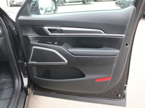 Certified 2022 Kia Telluride S image 32