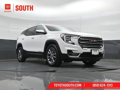Used 2023 GMC Terrain SLT FWD image 39