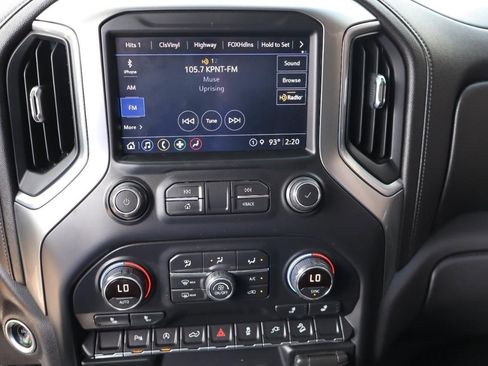 Used 2021 Chevrolet Silverado 1500 LT Trail Boss w/ Convenience Package II AWD/4WD image 18