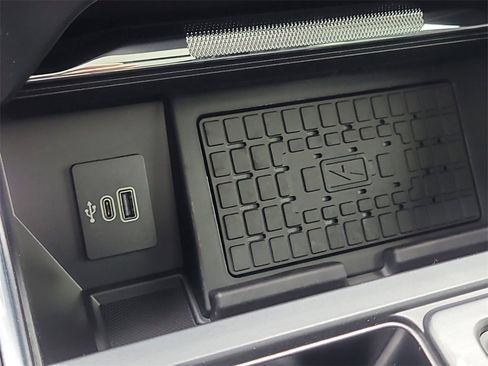 Certified 2025 Ford F150 Raptor image 26