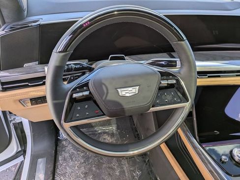 Used 2025 Cadillac Escalade IQ Sport 2 AWD/4WD image 10