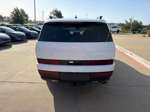 Used 2026 Hyundai Santa Fe SEL AWD/4WD image 4