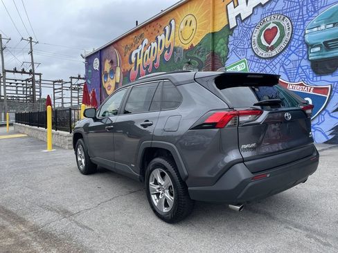 Certified 2024 Toyota RAV4 LE AWD/4WD image 3