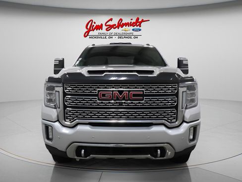 Used 2021 GMC Sierra 3500 Denali w/ Denali Ultimate Package image 3