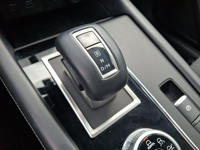 Used 2024 Mitsubishi Outlander AWD image 26