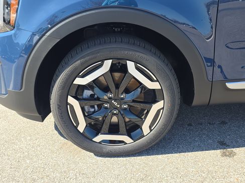 New 2025 Kia Telluride S image 38
