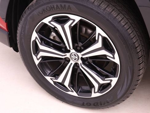 Used 2024 Toyota RAV4 XSE image 23