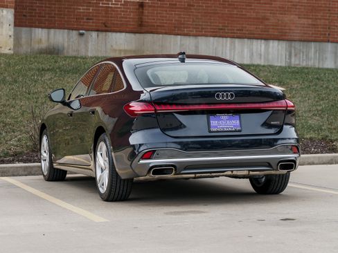 Used 2025 Audi A5 2.0T Premium w/ Convenience Package image 5