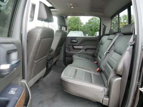 Used 2018 GMC Sierra 1500 Denali w/ Denali Ultimate Package AWD/4WD image 36