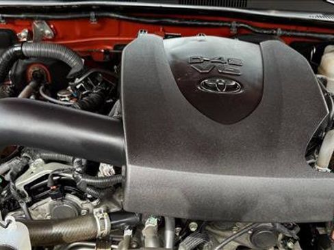 Used 2017 Toyota Tacoma TRD Off-Road image 22