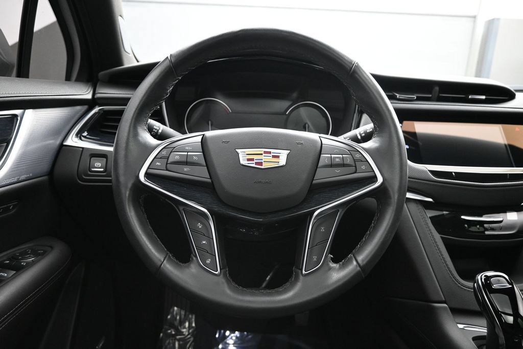 Used 2024 Cadillac XT5 Premium Luxury AWD/4WD image 13