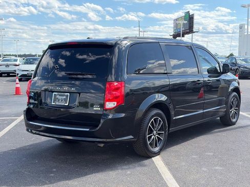 Used 2017 Dodge Grand Caravan GT FWD image 5