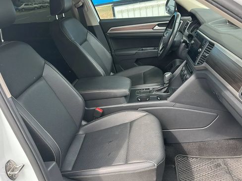 Used 2021 Volkswagen Atlas SE FWD image 25