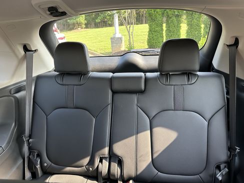 Used 2026 Honda Pilot EX-L image 9