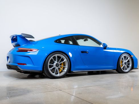 Used 2018 Porsche 911 GT3 RWD image 33