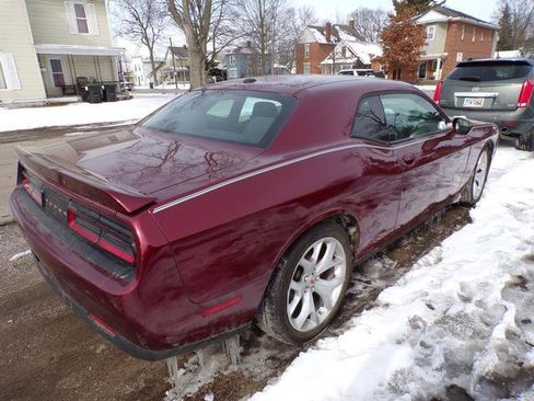 Used 2019 Dodge Challenger R/T w/ Cold Weather Group image 5