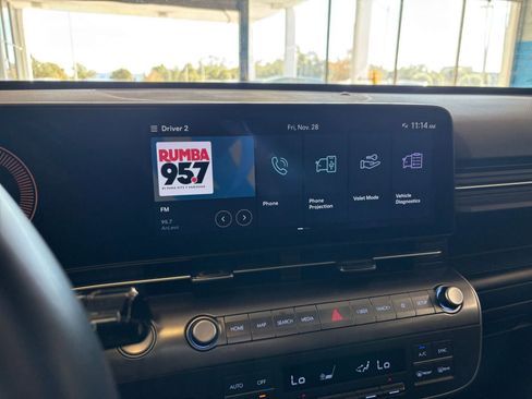 Used 2025 Hyundai Kona SEL image 21