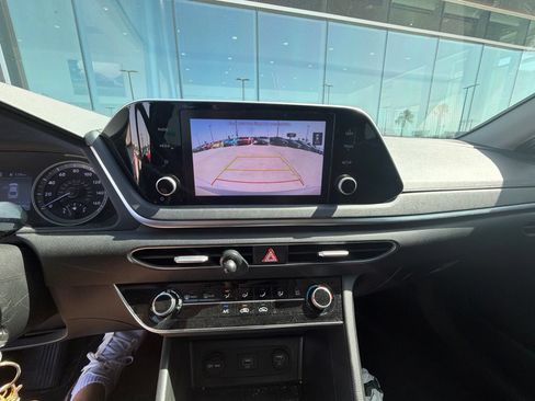 Used 2023 Hyundai Sonata SE FWD image 17