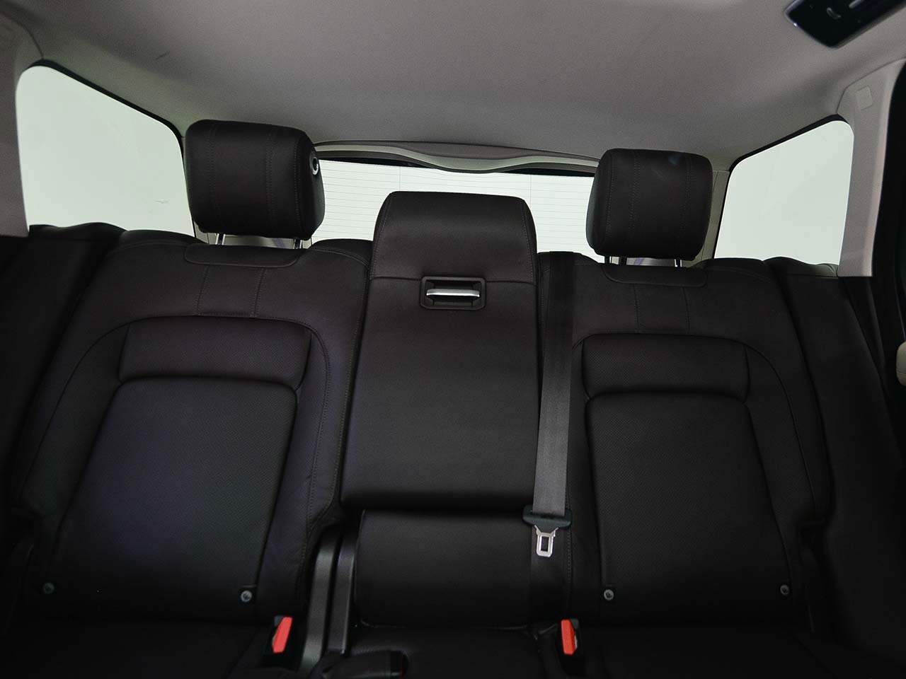 Used 2022 Land Rover Range Rover Westminster Edition AWD/4WD image 9