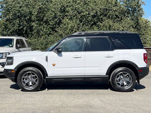 Certified 2021 Ford Bronco Sport Badlands w/ Badlands Package AWD/4WD image 7