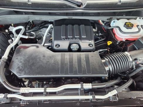 Used 2025 Chevrolet Silverado 1500 Custom Trail Boss w/ Turbomax Blackout Package image 25