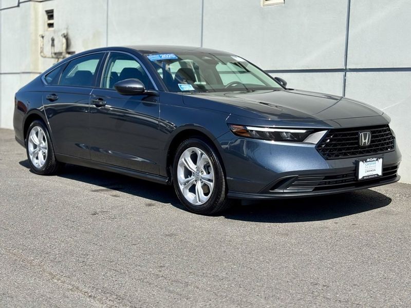 Certified 2025 Honda Accord LX image 1